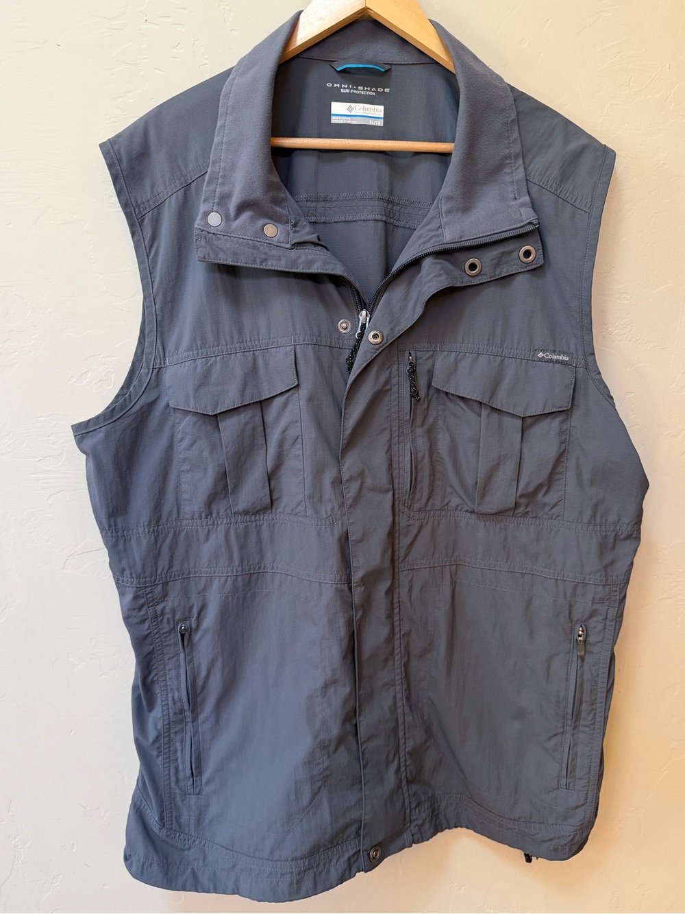 Columbia Omni Shade Sun Protection Vest Gray Mens XL Full Zip Pockets Outdoor
